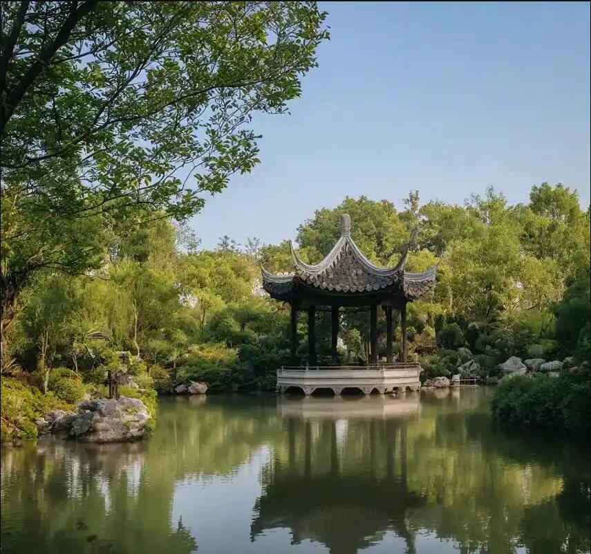 余杭心疼餐饮有限公司